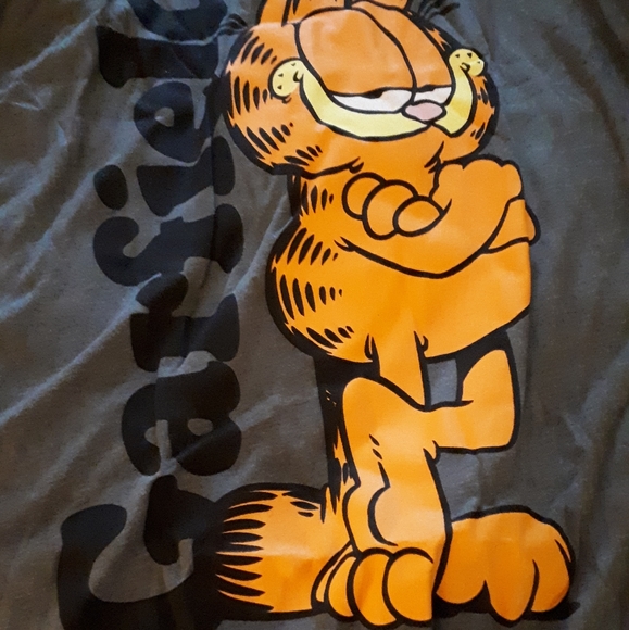 Garfield Shirt - Picture 1 of 3